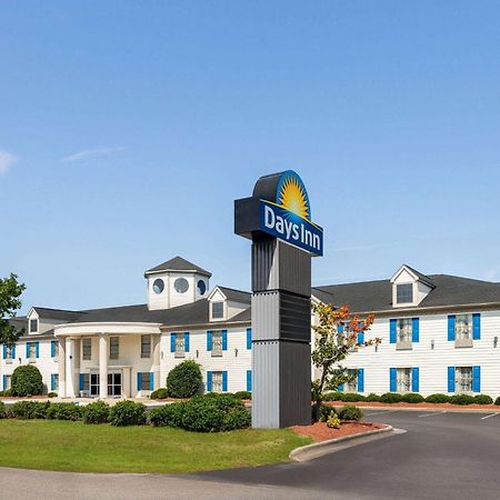 Days Inn By Wyndham Shallotte Exterior foto