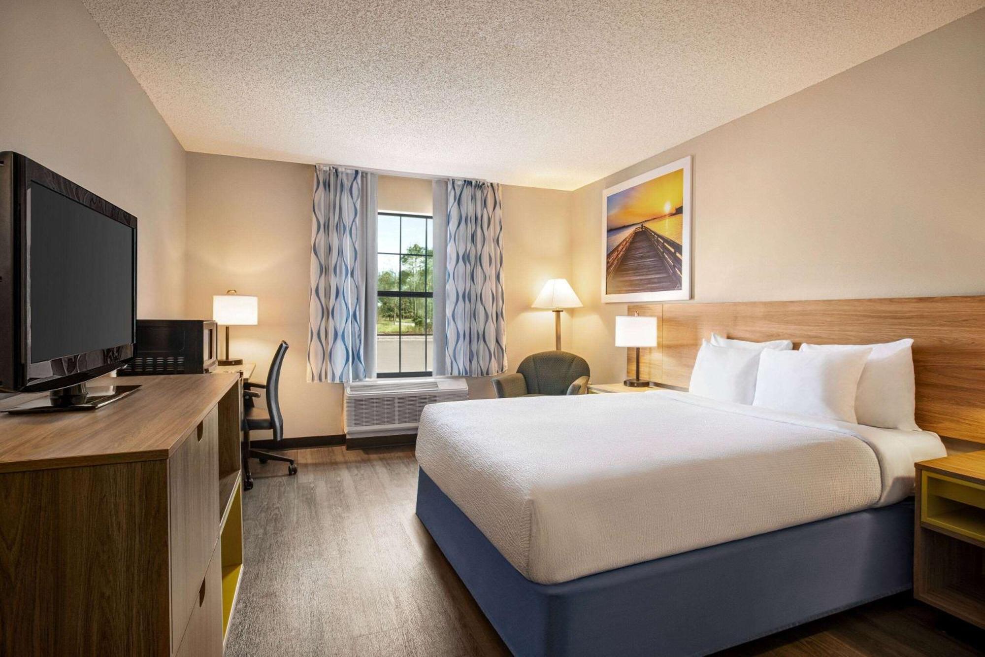 Days Inn By Wyndham Shallotte Exterior foto