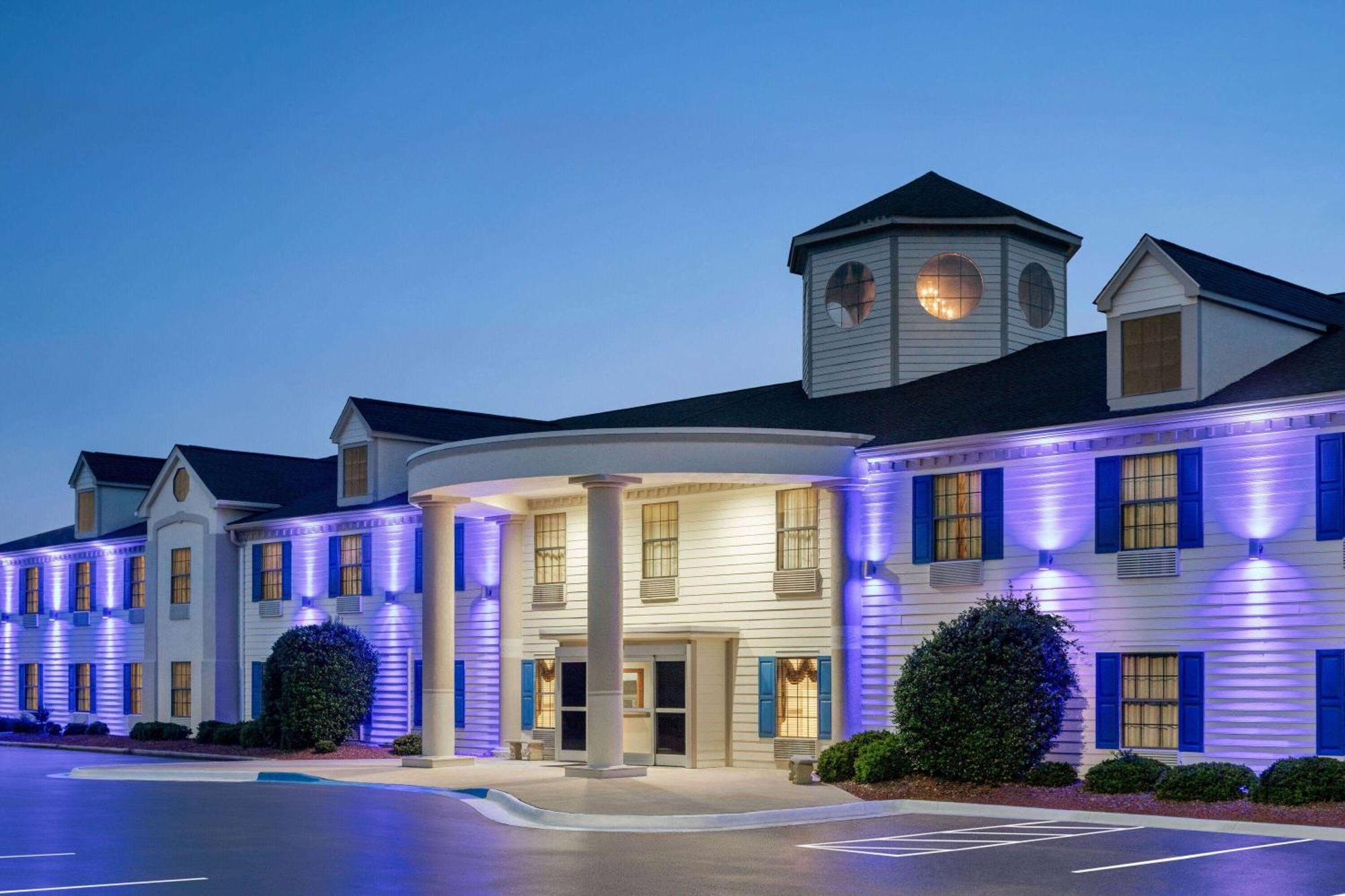 Days Inn By Wyndham Shallotte Exterior foto